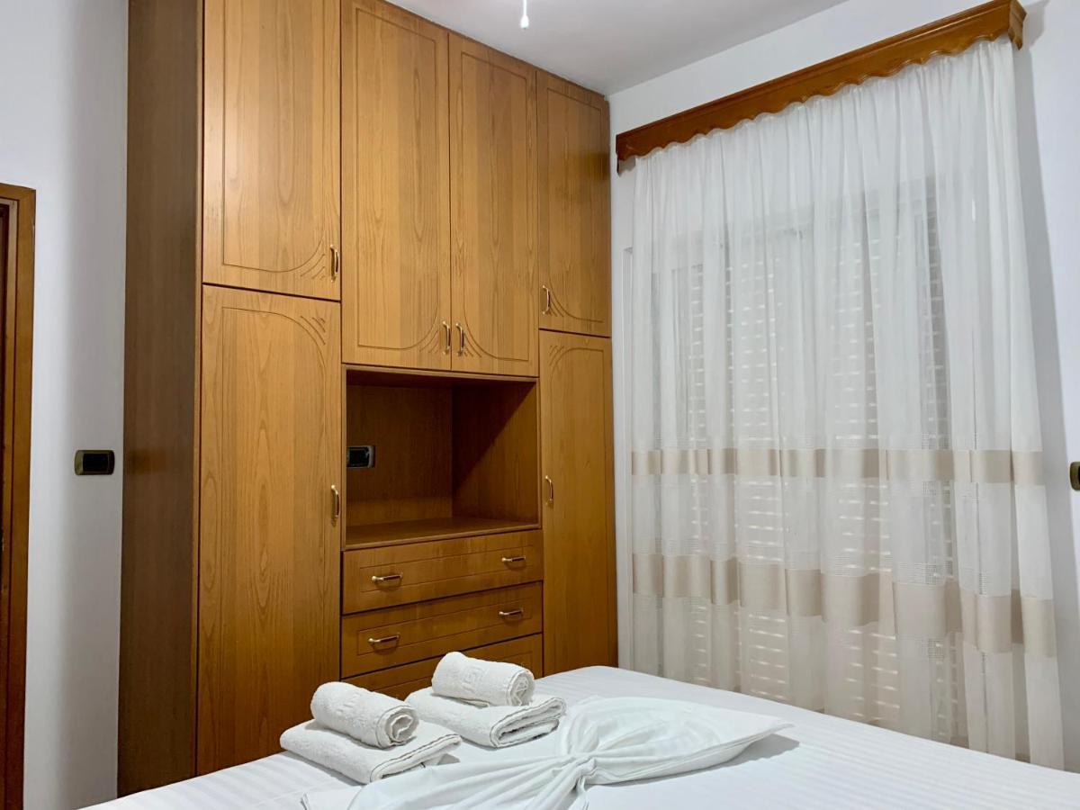Bardhi Apts Sarandë Eksteriør billede