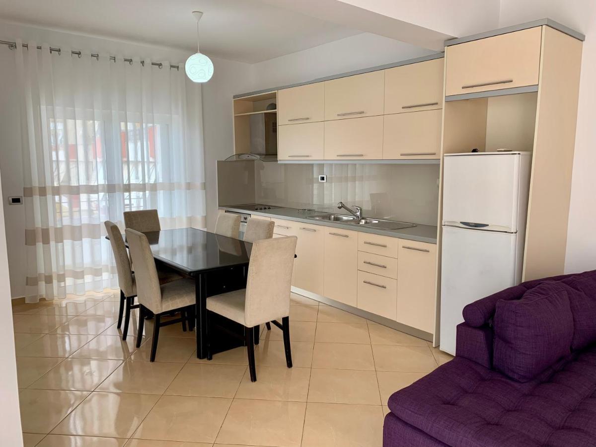 Bardhi Apts Sarandë Eksteriør billede
